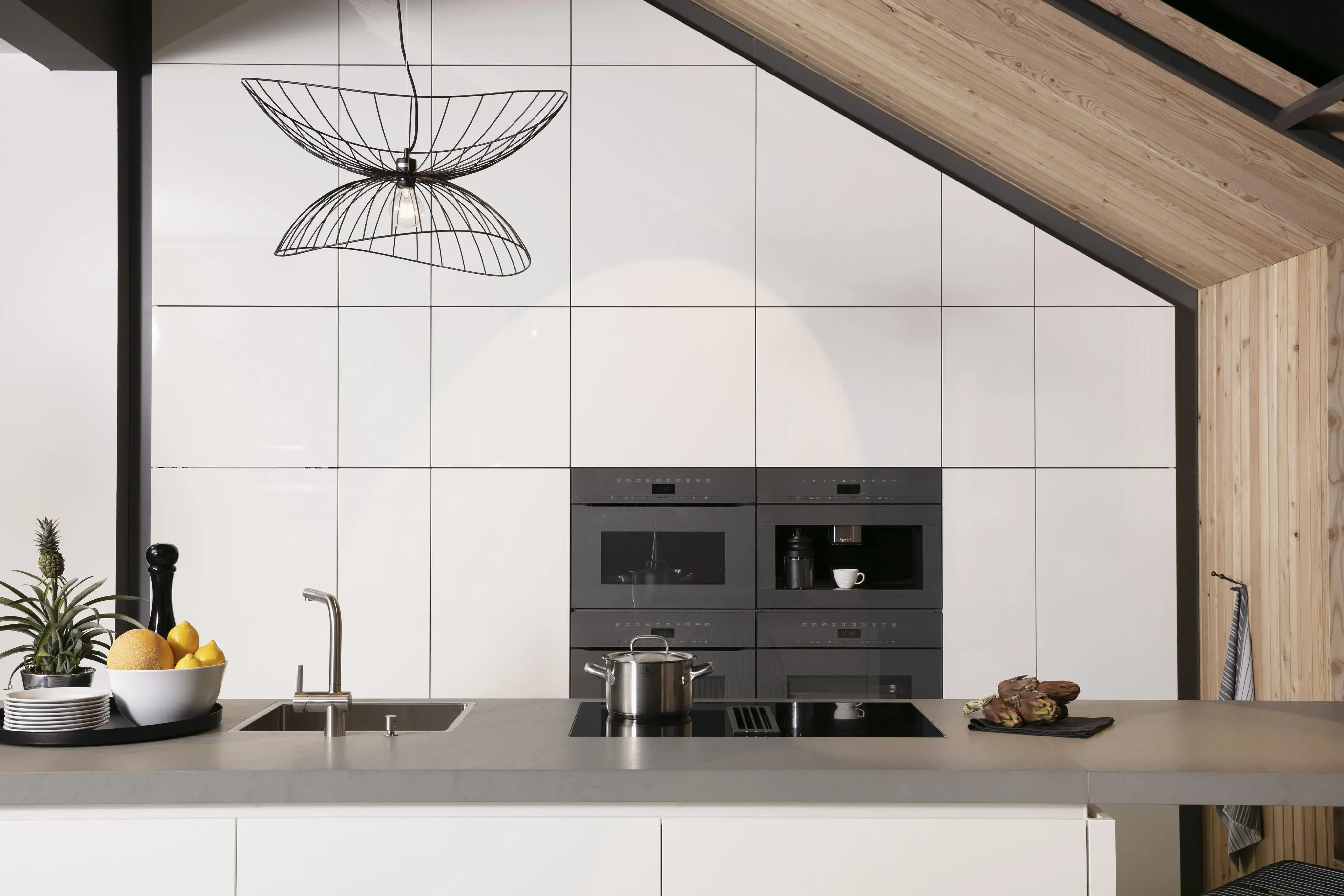 Küchen-Lösung_mit_Dachschräge